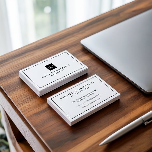 ミニマルエレガント白黒プロフェッショナルロゴ 名刺