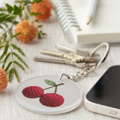 ミニマルガーリーリストクロチェットレッドさくらんぼモノグラム名 キーホルダー (正面右)