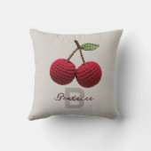 ミニマルガーリーリストクロチェットレッドさくらんぼモノグラム名 クッション (裏面)