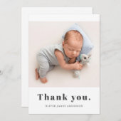 ミニマルシンプルはっきりしたタイポグラフィ生まれたばかりのベビー写真 サンキューカード (正面/裏面)
