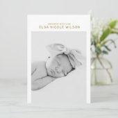 ミニマルシンプルベビー誕生アナウンスメントカード 案内状 (スタンド正面)
