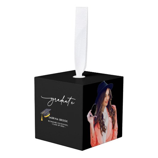 ミニマルシンプルリストスクリプト3写真卒業 キューブオーナメント (正面アングル)