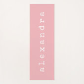 ミニマルシンプルリストタイプライター名カスタムピンク ヨガマット (正面)