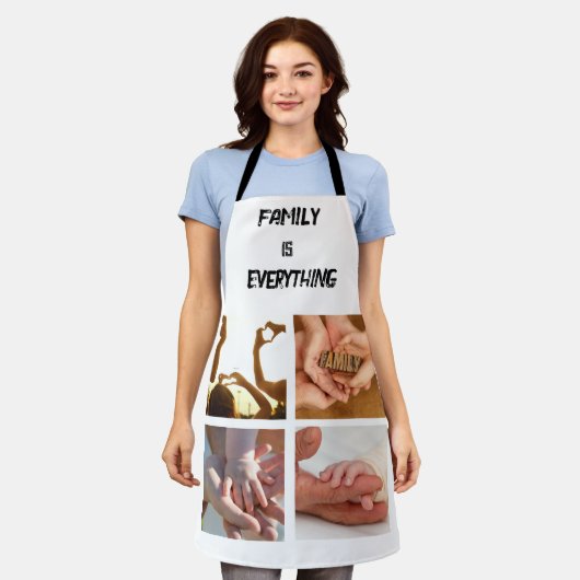 ミニマルタイポグラフィカスタムコラージュ写真 エプロン (着用した状態)