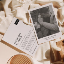 ミニマルタイポグラフィシック・モノグラム結婚フォト