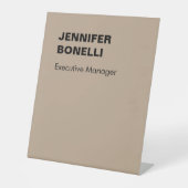 ミニマルトレンディーパーソナライズされたカスタマイズ名 台座サイン (正面)