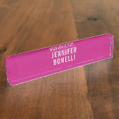 ミニマルパーソナライズされたモダンリストの名前の追加カスタム デスクネームプレート (側面)