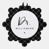 ミニマルパーソナライズされた主義の医師の名前 オーナメントカード (正面)