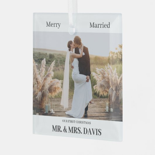 ミニマルメリーリストと結婚したフォト初めてのクリスマス ガラスオーナメント (正面左)