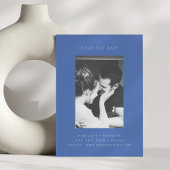 ミニマルモダンな明るいコバルトブルーの写真ウェディング セーブザデート