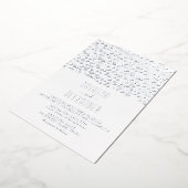 ミニマルモダンシルバーウェディング 箔招待状 (回転した状態)