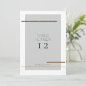 ミニマルモダンシンプル金ゴールド表の番号 招待状 (スタンド正面)