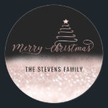 ミニマルモダンスクリプトMerry Christmas ラウンドシール<br><div class="desc">ミニマルモダンリストメリークリスマスクリスマスツリー。魅力的なモダンプロフェッショナルデザインとコンテンポラリーtouch。エレガンスとスタイルのtouch。カスタマイズモノグラムのイニシャル、名前とアドレスの詳細。</div>