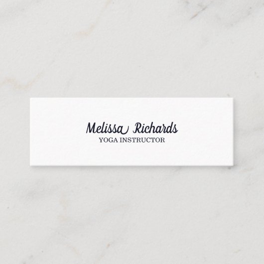 ミニマルモダンススタイリッシュヨガインストラクター スキニー名刺 (正面)