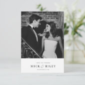 ミニマルモダンスタイポグラフィ写結婚真 サンキューカード (スタンド正面)