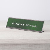 ミニマルモダンスプレーン濃い緑ブラック デスクネームプレート (正面)