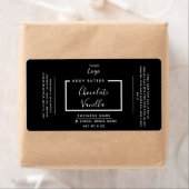 ミニマルモダンタイポグラフィブラックロゴ製品 ラベル (インサイチュ)