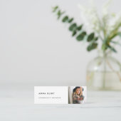 ミニマルモダント写真 スキニー名刺 (スタンド正面)