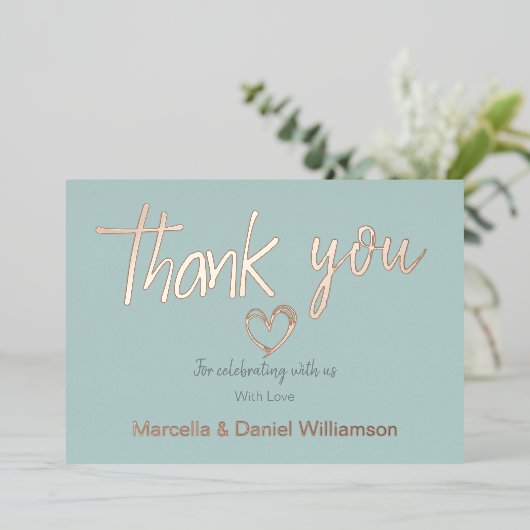 ミニマルモダンハート＆スクリプトウェディング 箔招待状 (立ち正面)