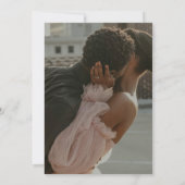 ミニマルモダンフローラダスティプラムとバフ 招待状 (裏面)