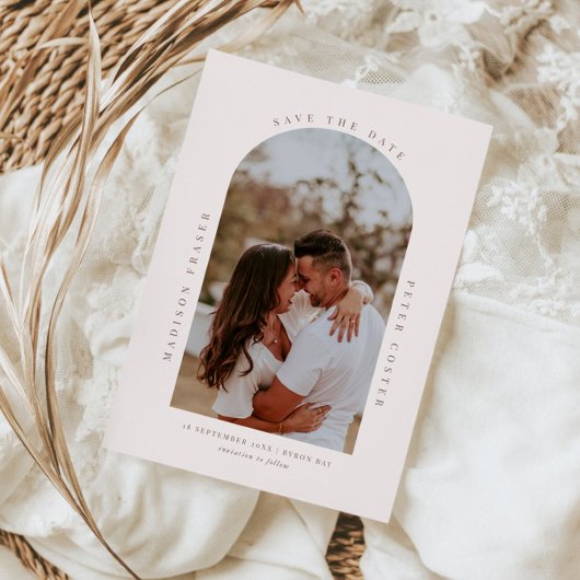 ミニマルモダンラストアーチフォト日付の保存 招待状