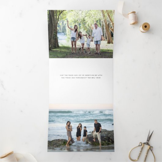 ミニマルモダンリストクリスマスグリーティングアーチフォト 三つ折りクリスマスカード (内部)
