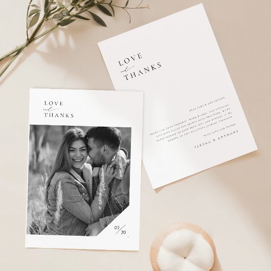 ミニマルモダンリストスクリプトタイポグラフィ写真結婚の サンキューカード