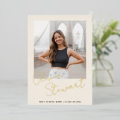 ミニマルモダンリストスクリプト卒業写真金ゴールド 箔シーズンカード (立ち正面)