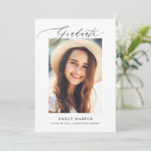 ミニマルモダンリストスクリプト2枚の写真卒業 案内状 (スタンド正面)