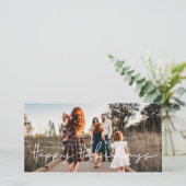 ミニマルモダンリストハッピーホリデーズファミリーフォト シーズンカード (スタンド正面)