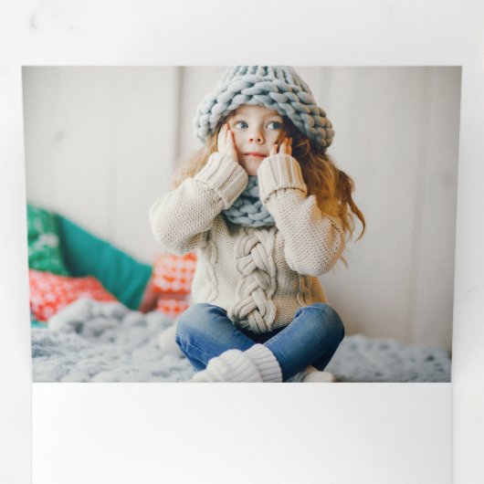 ミニマルモダンリストハッピーホリデータイポグラフィ写真 三つ折りクリスマスカード (内部最初)