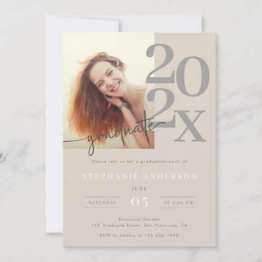 ミニマルモダンリストフォトスクリプト卒業パーティー 招待状 (正面)