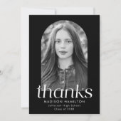 ミニマルモダンリストブラックアーチフォト卒業 サンキューカード (正面)