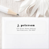 ミニマルモダンリストブラックタイポグラフィ差出人住所 ラベル (インサイチュ)