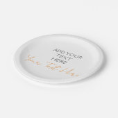 ミニマルモダンリストプレーン追加パーソナライズされた文字 ペーパープレート (アングル)