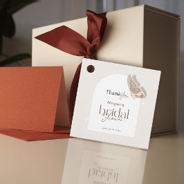 ミニマルモダンリストベージュバタフライブライダルシャワー フェイバータグ