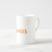 ミニマルモダンリストホワイトオレンジあなたの名前を追加 ボーンチャイナマグカップ (正面右)