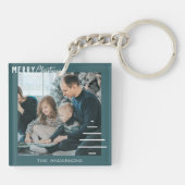 ミニマルモダンリストメリークリスマスグリーンパイン キーホルダー (裏面)