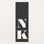 ミニマルモダンリストモノグラム黒エレガントイニシャル ヨガマット (正面)