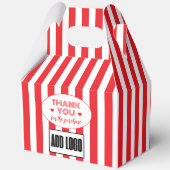 ミニマルモダンリストレッド白ストライプのビジネスロゴ フェイバーボックス (正面)