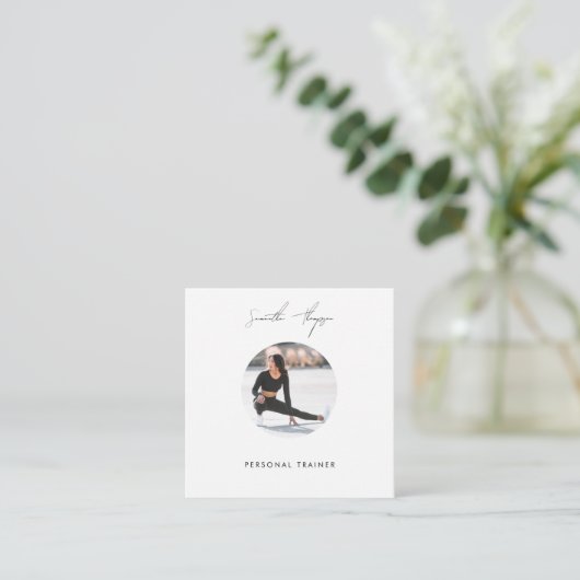 ミニマルモダンリスト署名スクリプトフォトQRコード スクエア名刺 (スタンド正面)