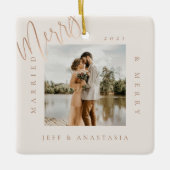 ミニマルモダン結婚したメリー &金ゴールドスクリプト2写真 セラミックオーナメント (正面)