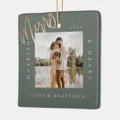 ミニマルモダン結婚したメリー &金ゴールドスクリプト2写真 セラミックオーナメント (左)