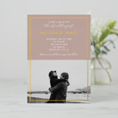 ミニマルモダンScript Photo Beige結婚's 箔招待状 (立ち正面)