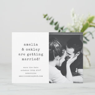 ミニマルレトロタイプライター結婚ホワイトの写真 セーブザデート