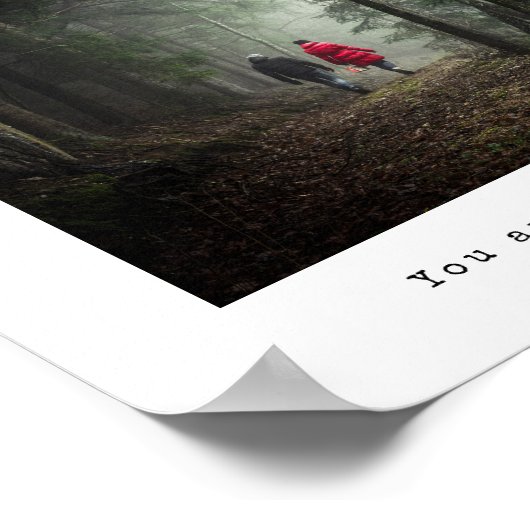 ミニマル写真とタイプライターのキャプション小 ポスター (角)