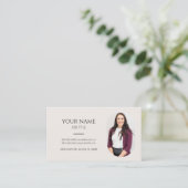 ミニマル写真フォトプロフェッショナルモダンベージュ 名刺 (スタンド正面)