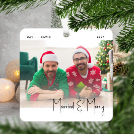 ミニマル写真 Married and Merry LGBTQ ブラックスクリプト メタルオーナメント