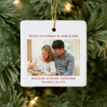 ミニマル初めてのクリスマスをMom & Photoとしてパパ セラミックオーナメント<br><div class="desc">この新しい親の写真オーナメントは、ミニマルなタイプライター文字と写真を備えている。すべての文字カスタマイズは、「ママ&パパ」から「ママ&パパ」への変更や任意の表現を含むことができる。この写真オーナメントは親としてあなたの祝初めてのクリスマスに完璧な記念をする。</div>