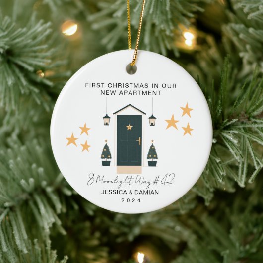 ミニマル初めてのクリスマスズインザニューアパートメント セラミックオーナメント (ツリー)